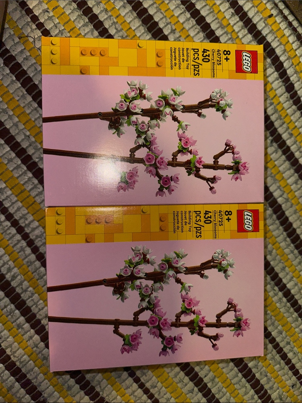 LEGO Cherry Blossom Branches Decorative Set in Pink and Brown